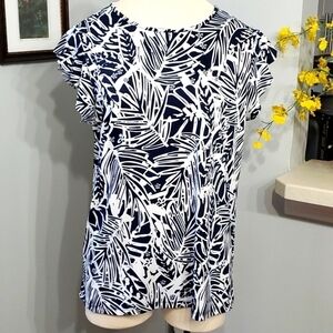 COCONUT ROW, PALM BEACK‎ NAVY BLUE TOP. Size large summer top.